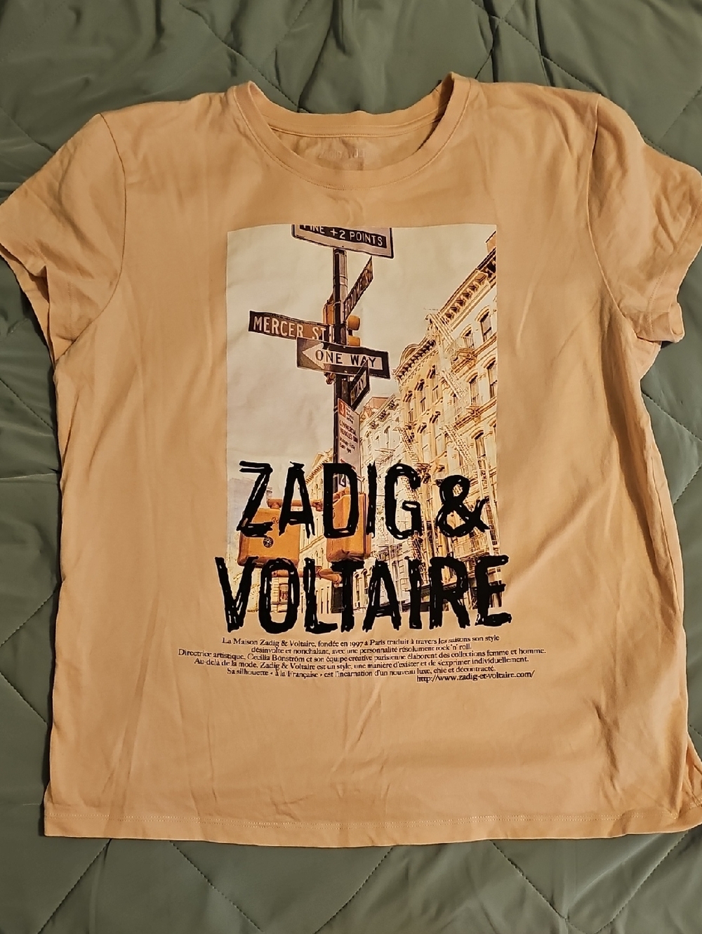 💜 Zadig & Voltaire Beige Graphic Short Sleeve Tee 💜